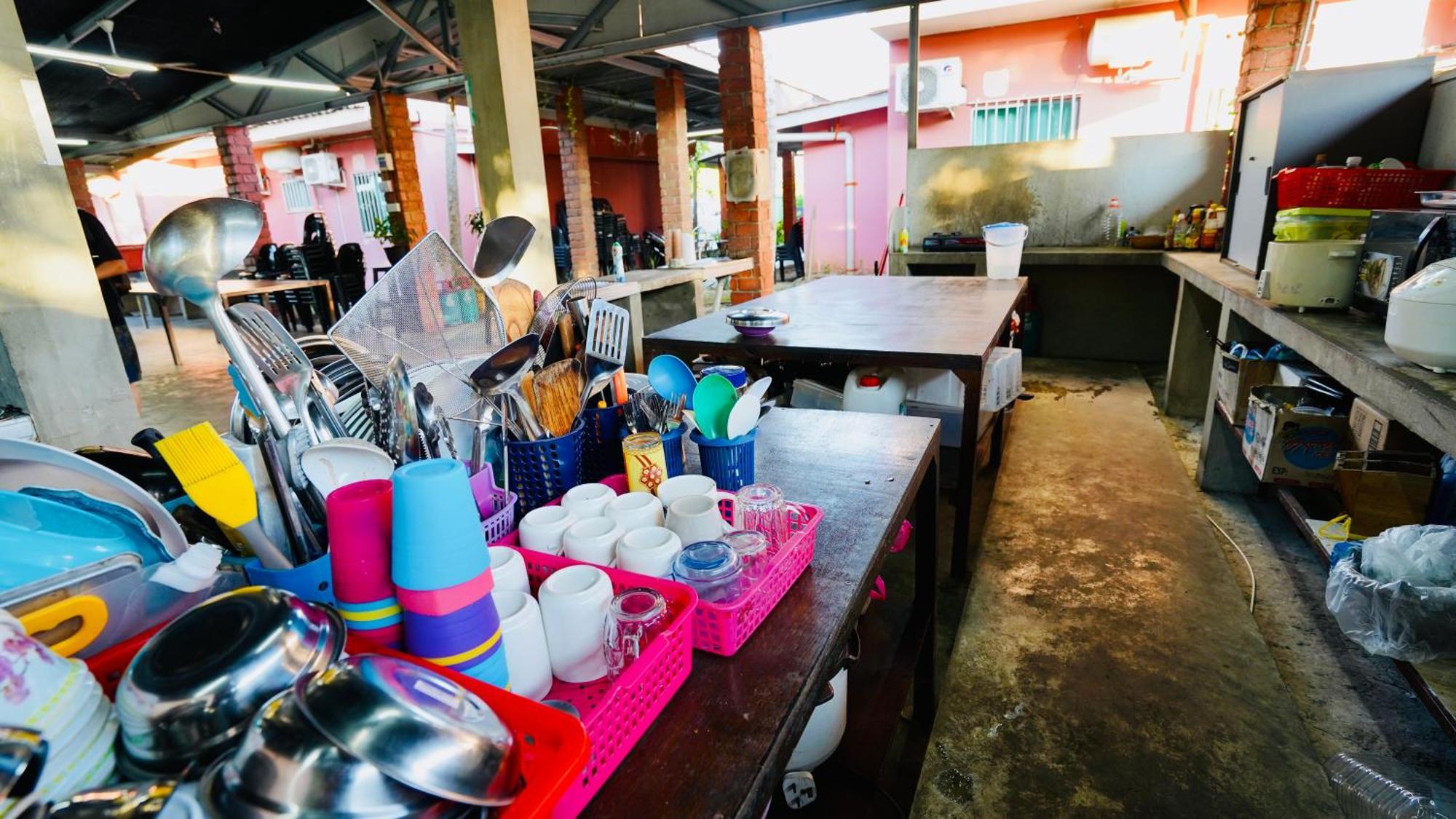 Huaqiao Home 侨之家免费供早餐free Breakfast Served Semporna Zewnętrze zdjęcie